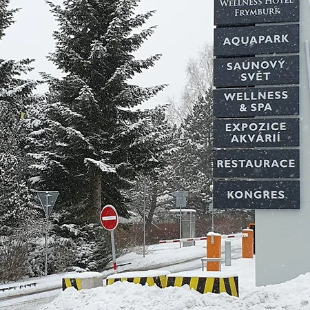 Novy Apartman V Arealu Wellness Hotelu Frymburk nad Vltavou Exterior foto
