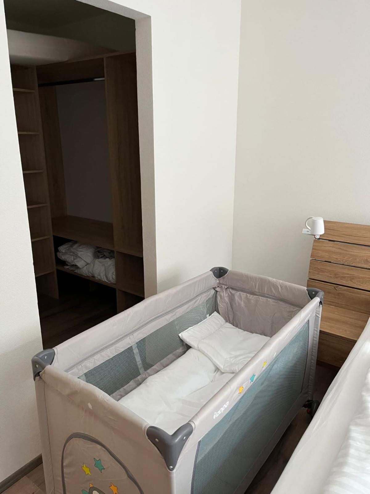 Nový V Areálu Wellness Appartamento Frymburk